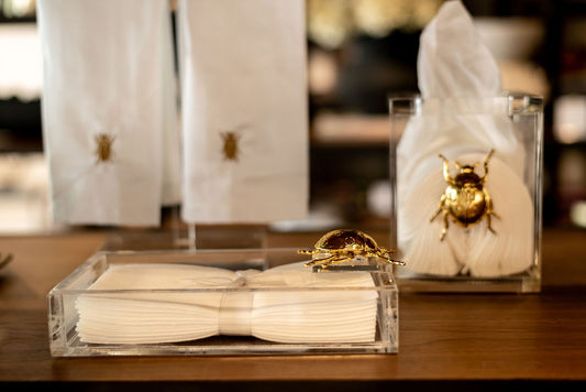 Charola Acrilico con Bicho