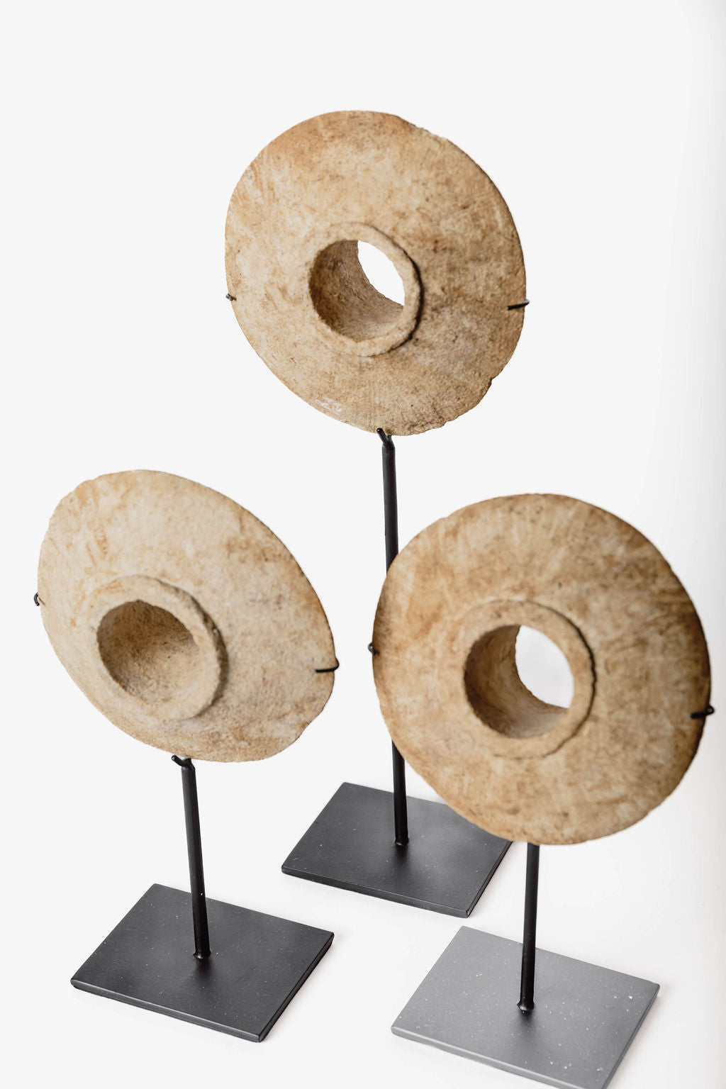 Piedra Molino en Pedestal