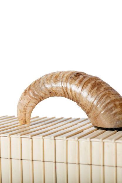 Caja Marfil con Cuerno