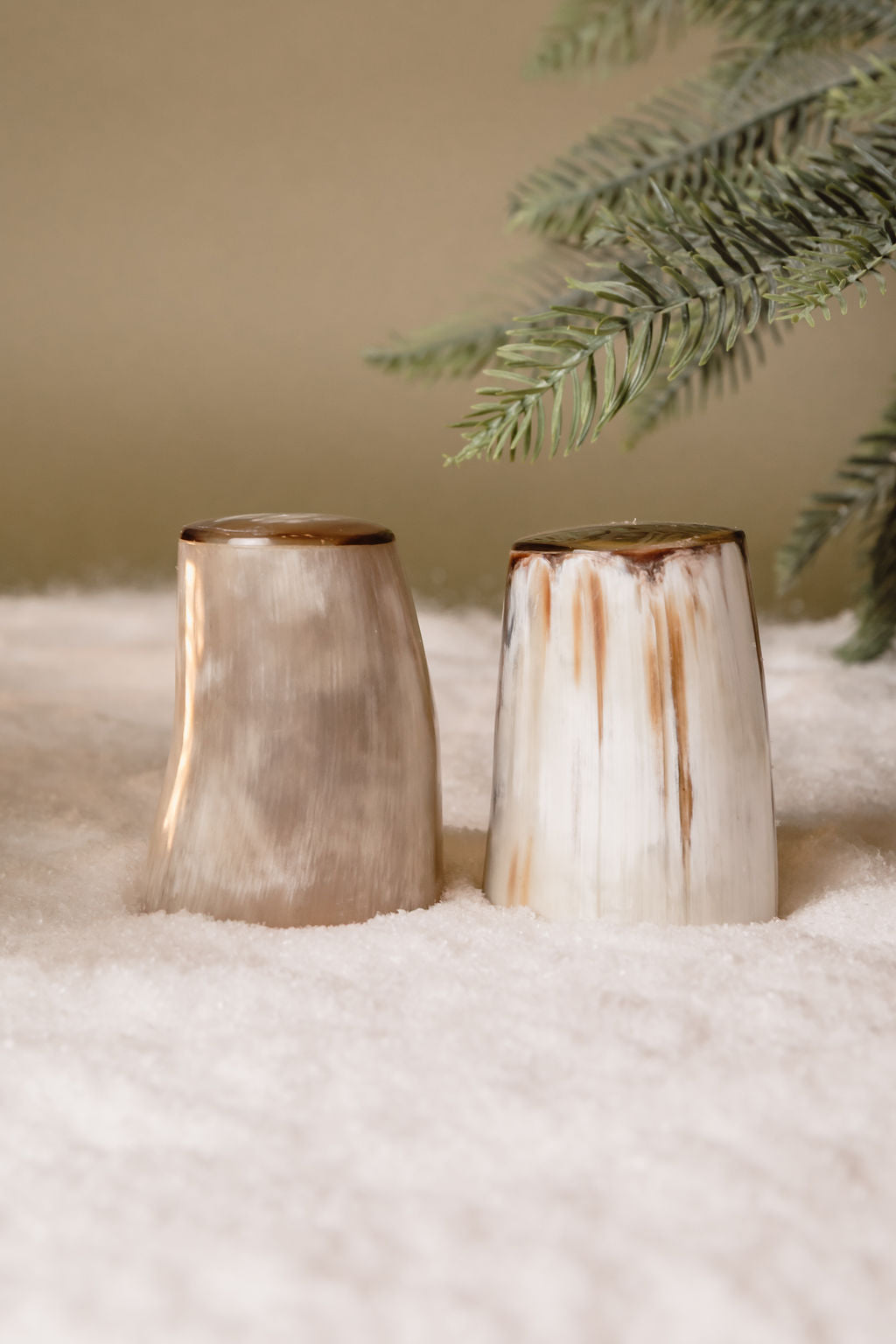 Salero y Pimientero Cuerno